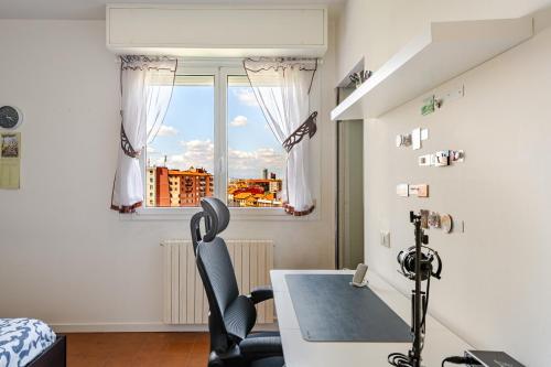 Stanza doppia bagno en suite metro M3