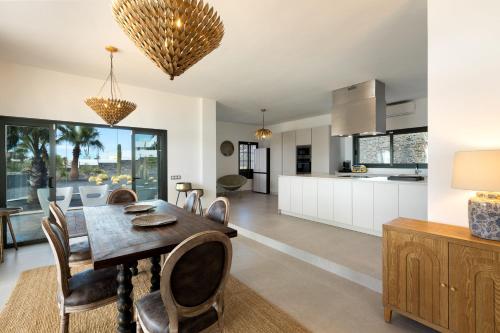 Villa Lumina by Aura Villas