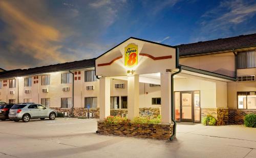 Super 8 by Wyndham St. James – Photos 3