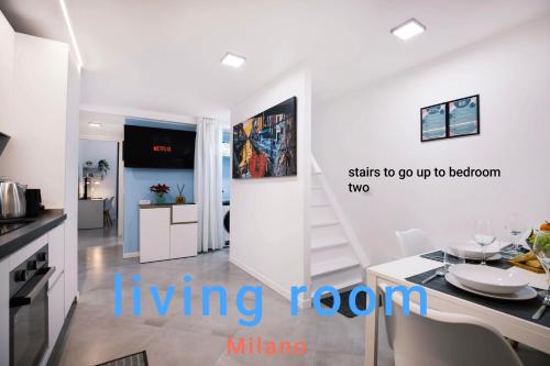 Milan loft 3BR 3BA and fast Wi-Fi 15 minutes to Duomo