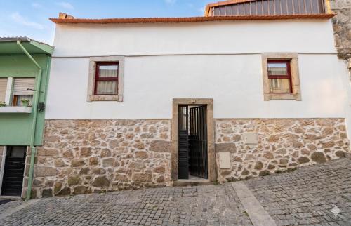 Gaia Apartments by the Wine Cellars