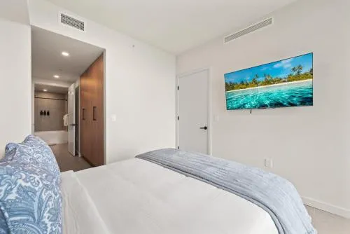501 First Miami Worldcenter by Palermo Home Miami photo 35