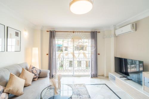 CYV -Centrally located 1 bed 1 bath near the beach