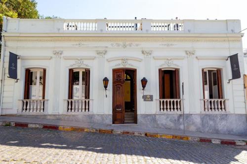 Casa Lahusen — Facade/entrance