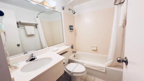Flushing Central Hotel 88 tesisinde bir banyo