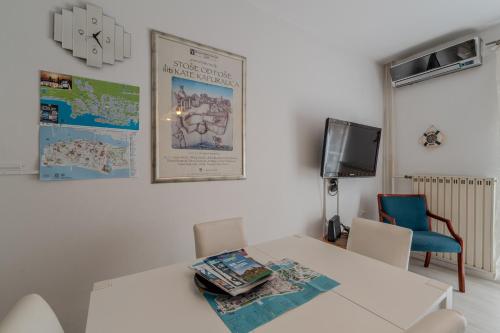 Prokonzul 2BR apartment in old town