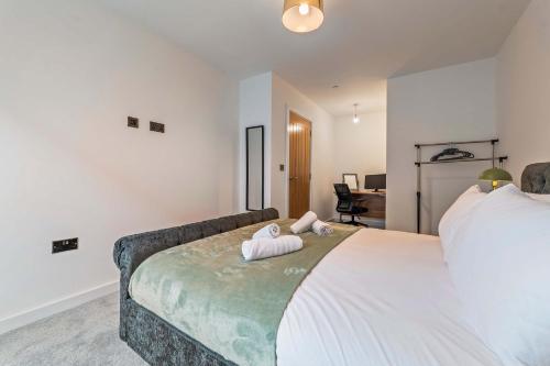Modern 2 Bedroom Apartment City Center photo 39
