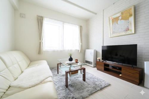 Maruyama A Room