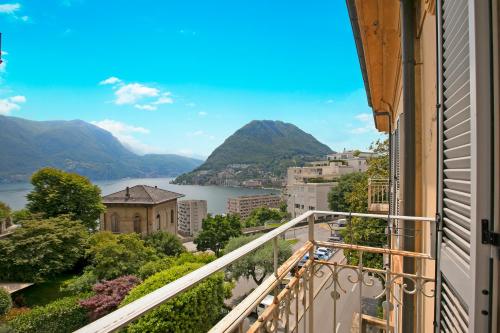 Mirador Del Lago with Lake View Balcony - Happy Rentals