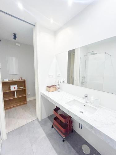 Cómodo y luminoso apartamento en Ventas