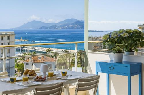 Seaview Retreat 1BR with terrace