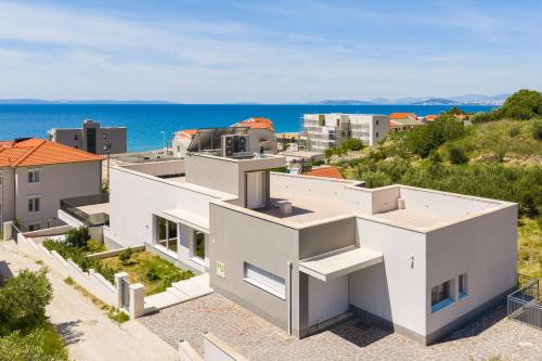 The Adriatic Retreat