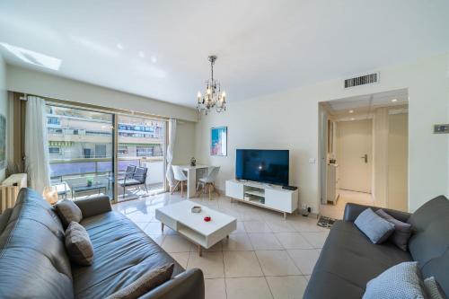 Appartement 2 pièces avec grande terrasse au cœur de Cannes