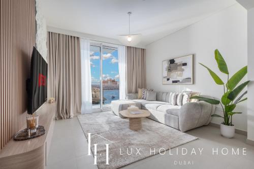 LUX The Beach Mansion Sea View Suite 3