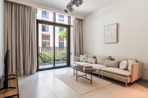 Cozy & Elegant 1BR at Creek Beach