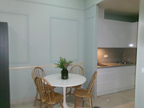 Triana Riverside Boutique Apartment