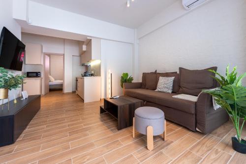 Phaedrus Living Artotines Urban Residence