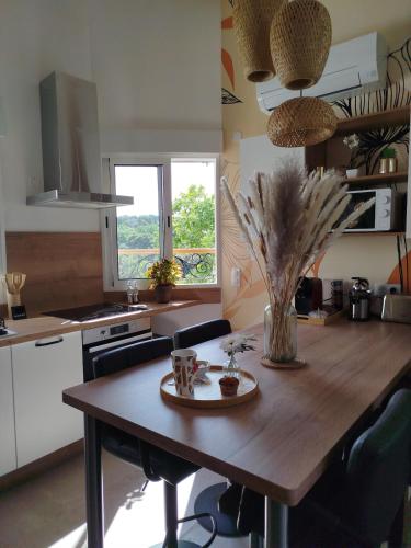 Cozy, bright, air-conditioned 2-room apartment with mezzanine & terrace