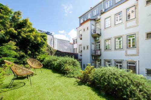 WHome Unbeatable Location Porto Old Town Apartment