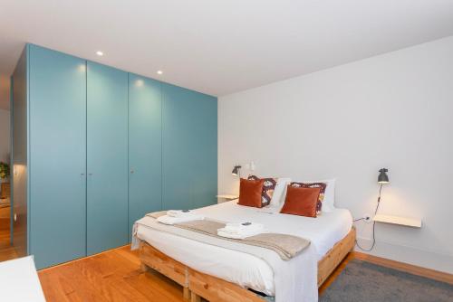 Santa Catarina Lively Apartment by Liiiving