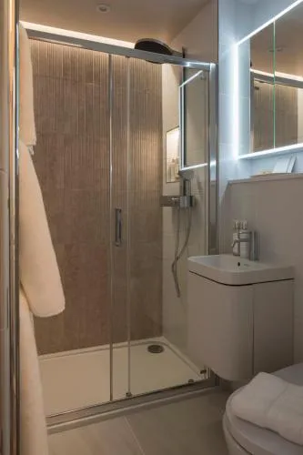 Sigma Plus Regency Square Suites near Brighton Beach photo 56