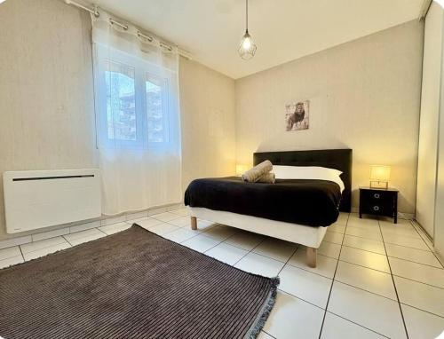 Appartement 1 chambre, balcon, proche des plages
