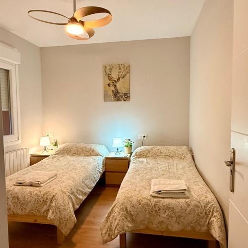 Habitación en apartamento con zonas comunes compartida H3