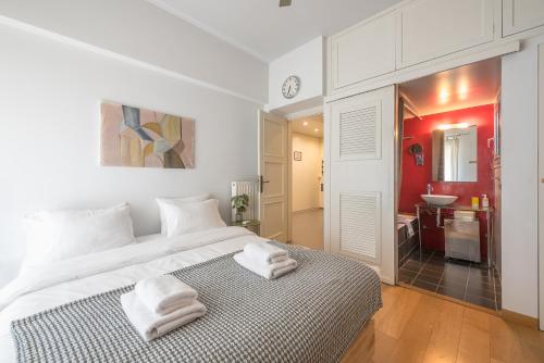 Acropolis Whisper Loft