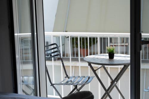 MEDLUXE EASY ACROPOLIS APARTMENT!
