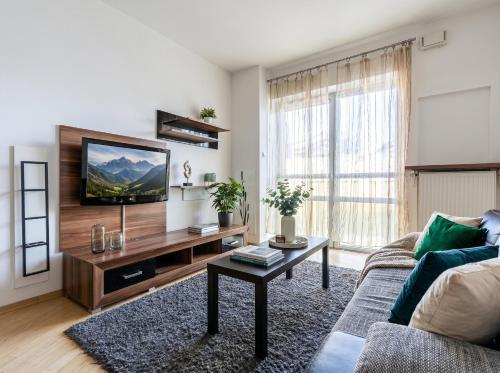 Golden Apartments Warsaw - Big and Bright Apartment in Platinum Towers- Browary- Grzyb61A