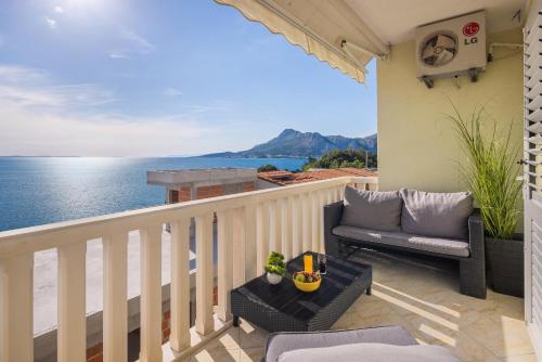 Sunset Vista Apartment