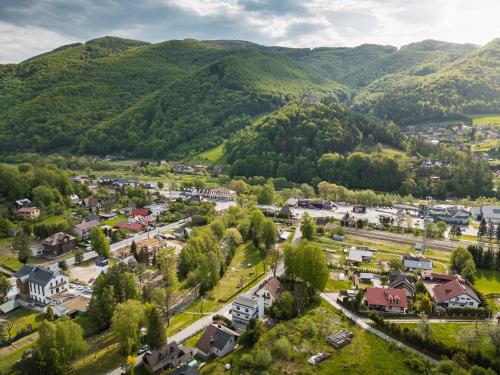 an aerial view of a small town in the mountains at Cetyna Retreat - Dom w Beskidzie Sądeckim, 8 osób, szlaki, cisza, EV in Rytro