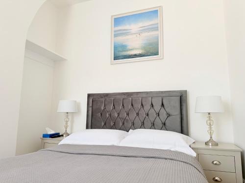 The Cosy Nest Modern - 3BR House - Sleeps 7 - Near City Centre - STARLINK Wi-fi photo 21