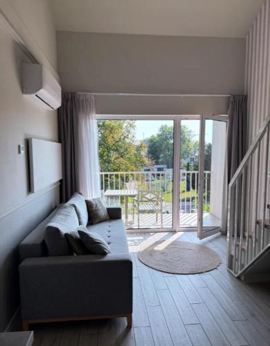 Apartments Holenderska with Free Parking
