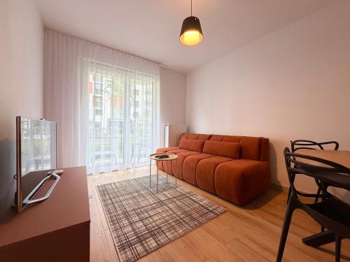 Międzyleska Apartment with Garden by BookingHost