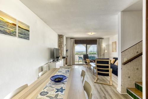 Big Apartment Salins