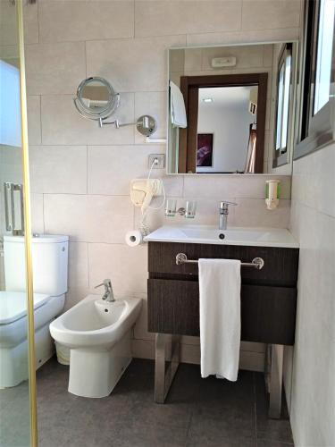 Bany a Hotel 170