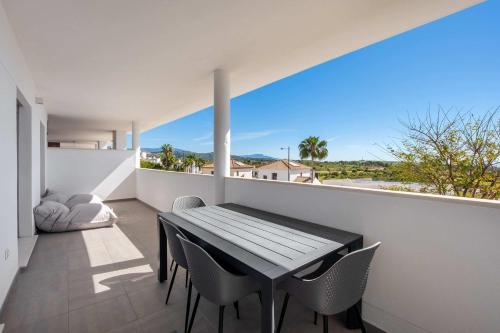 Valle Romano Horizon Retreat