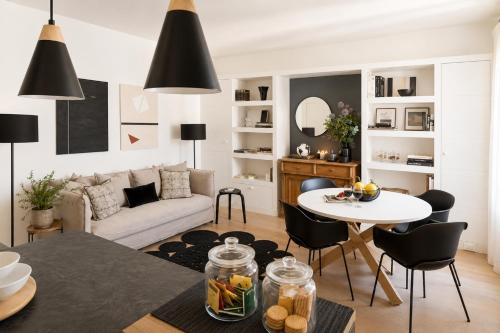 ComeCasa Lily Pads -Elegant apartment- in the city center