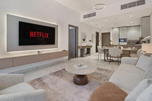 Bella Elite Homes Luxury 1BR Apartment in the Heart of Business Bay