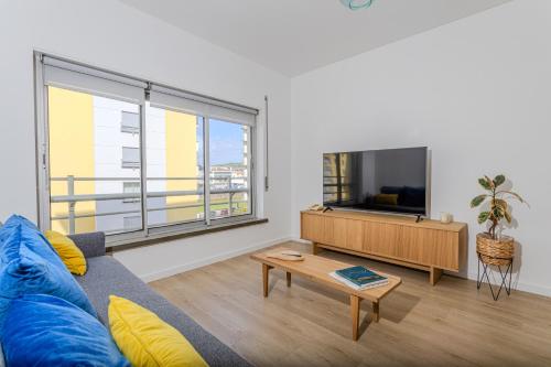 Avenida Blue - 3 bedroom - private parking