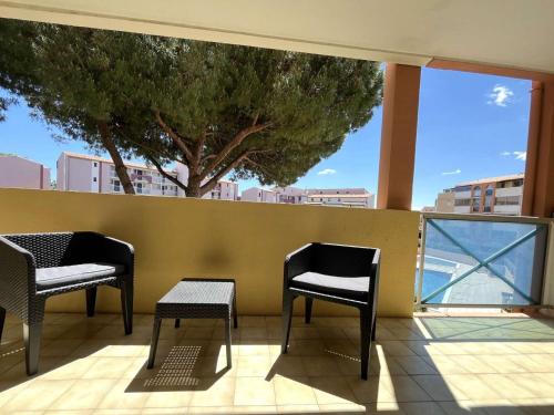 Splendide T3 rénové avec piscine et parking à 100m de la mer, 6 pers, terrasse, WIFI - FR-1-607-206