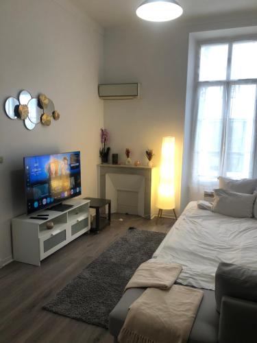 Centre cannes place Lamy 2 P