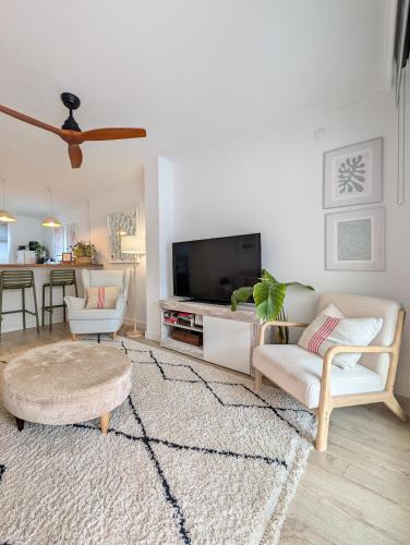 Impressive apartment with 3 bedrooms metres from the beach