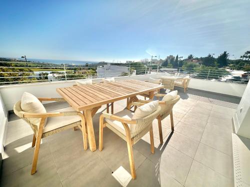 Modern Sea View Apartment in Valle Romano Golf Estepona