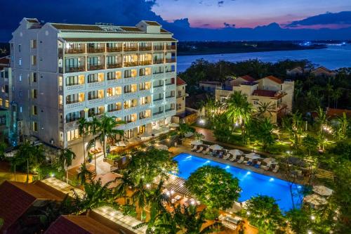 RiverTown Hoi An Resort & Spa — Swimming pool