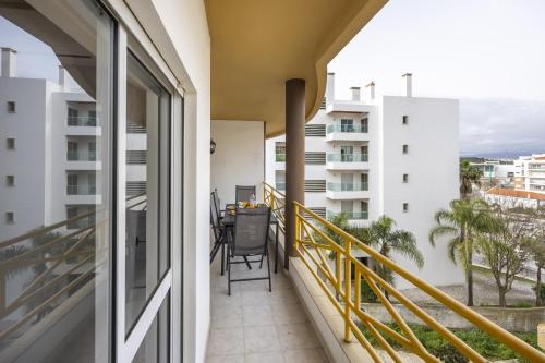 Lagos Modern Comfort by Seewest