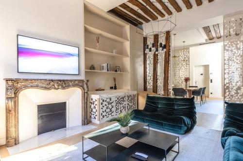 Chic 2-Bedroom Haven