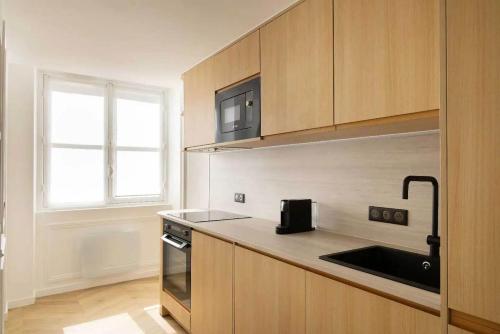 Chic Apartment with AC 3BR 6P Palais Garnier