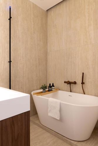 Luxury Comfort 3BD 8P Heart of Le Marais